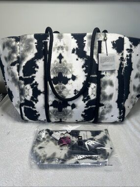 America & Beyond Tote (NWT)